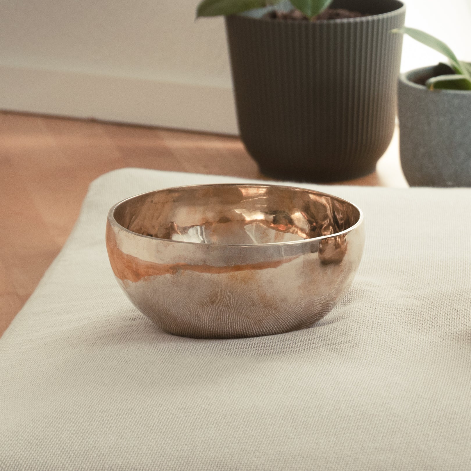 reflective singing bowl big