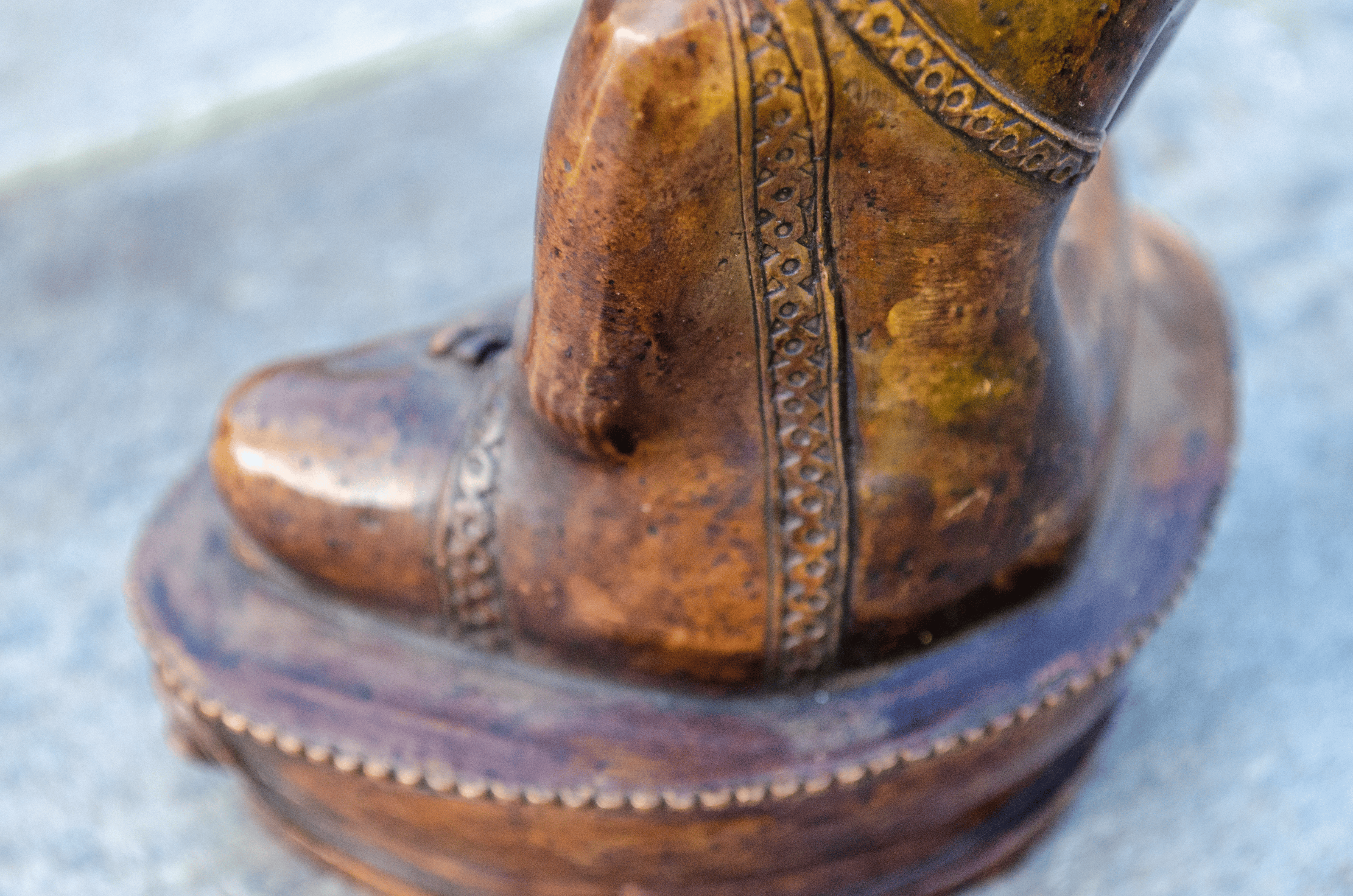 Abhaya Mudra Buddha Statue (13-14 cm) - Detail