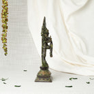 Nataraja-statuen set fra siden