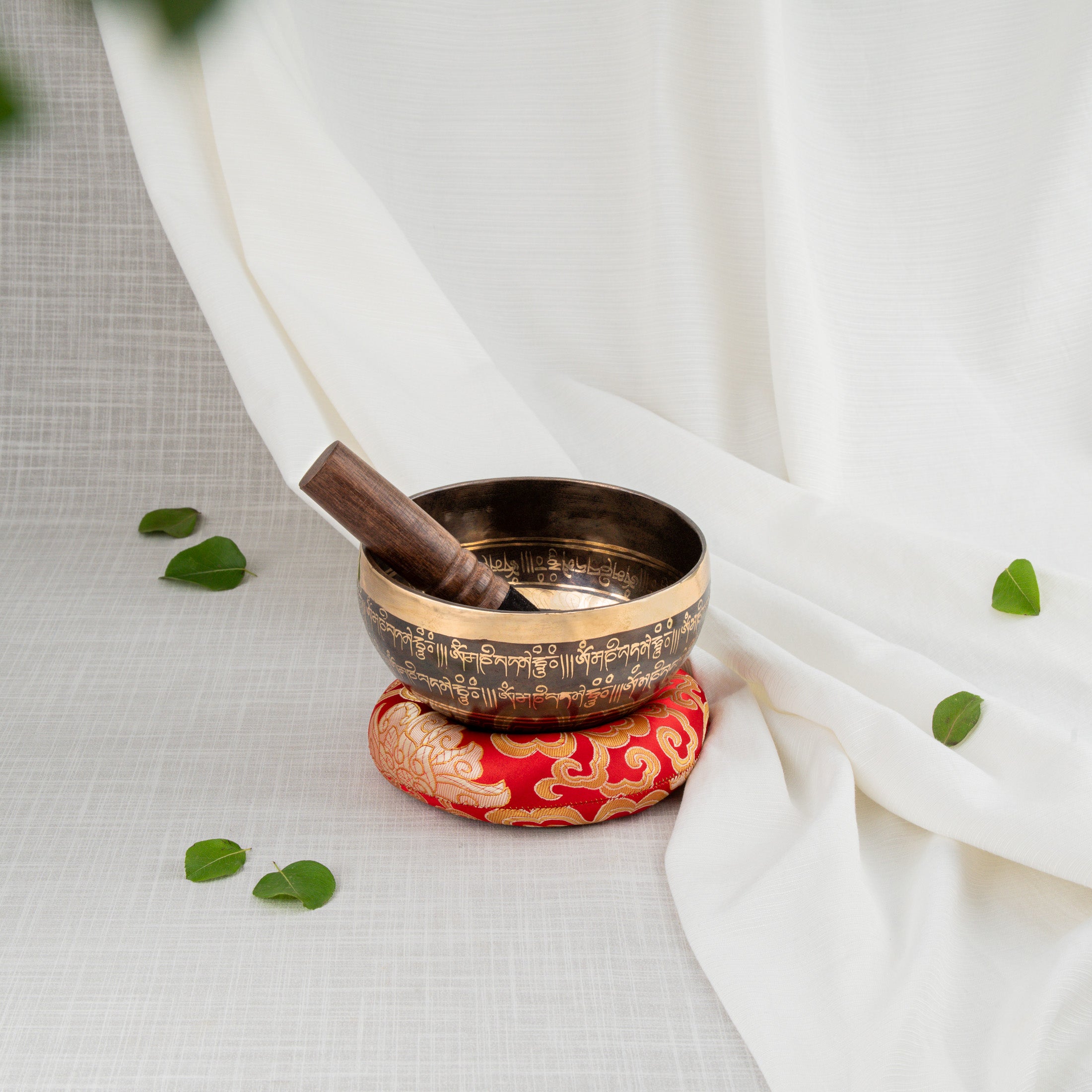 Front view of Eyes of Buddha Singing Bowl