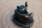 Ganesha Figur med Røgelsesbrænder - Bagside