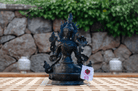 Hvid Tara Figur 22,5 cm - Bagside