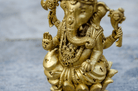 Golden Plated Ganesh Statue 10 cm - Detail