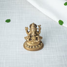 Gylden Ganesha Figur - Toppen