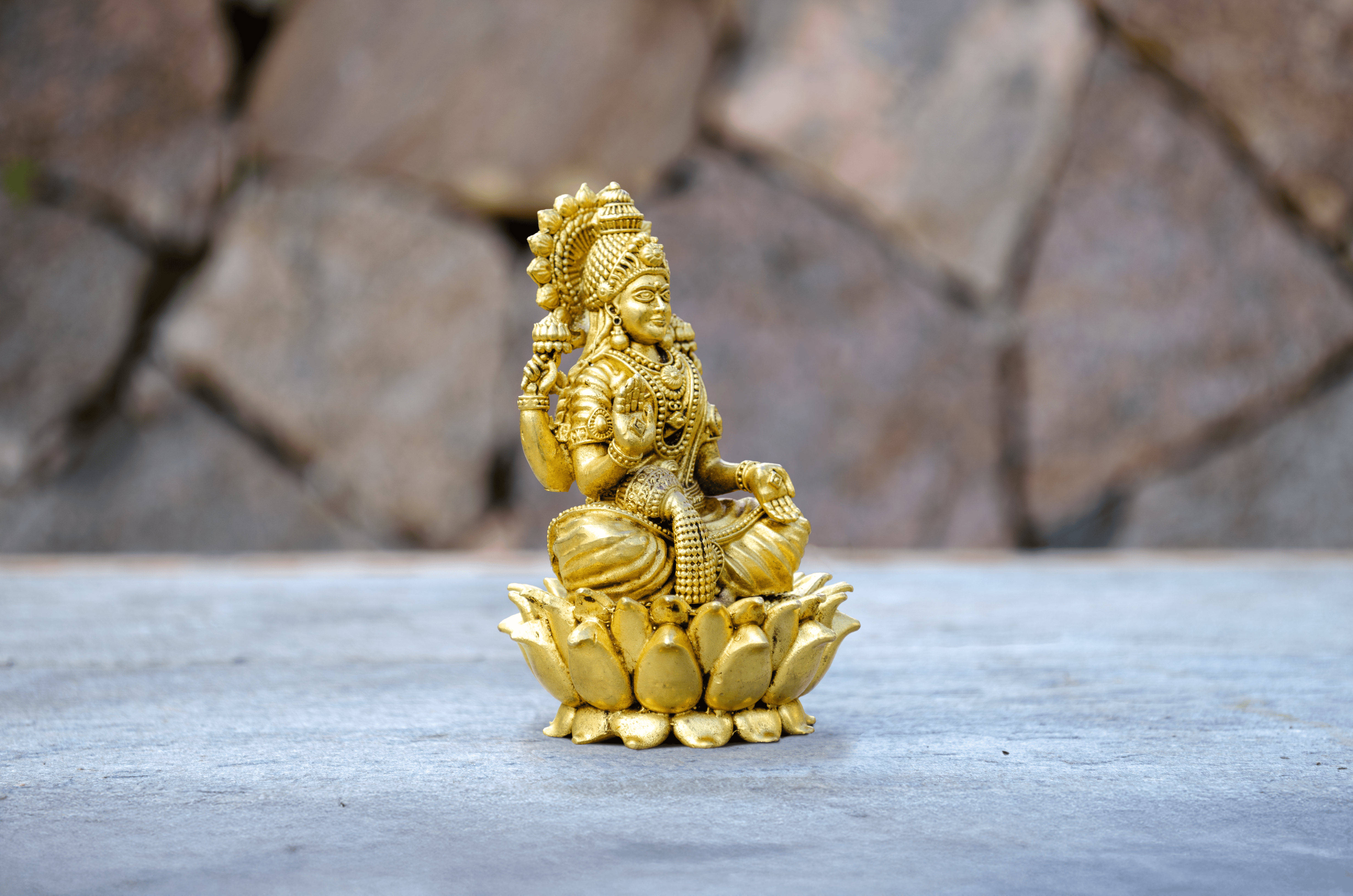 Lord Lakshmi Statue 9 cm - Side