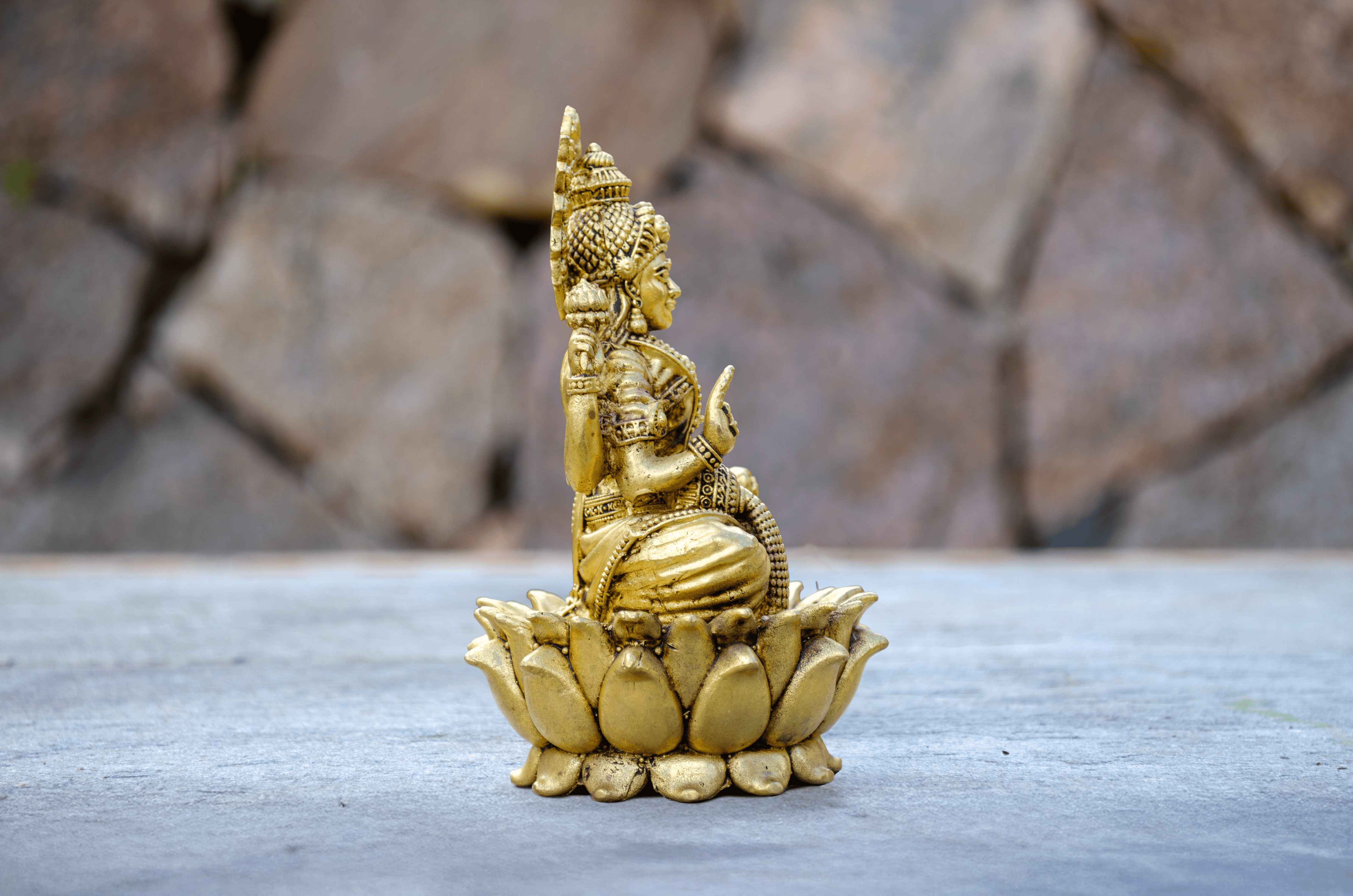 Lakshmi Figur 12 cm - Siden