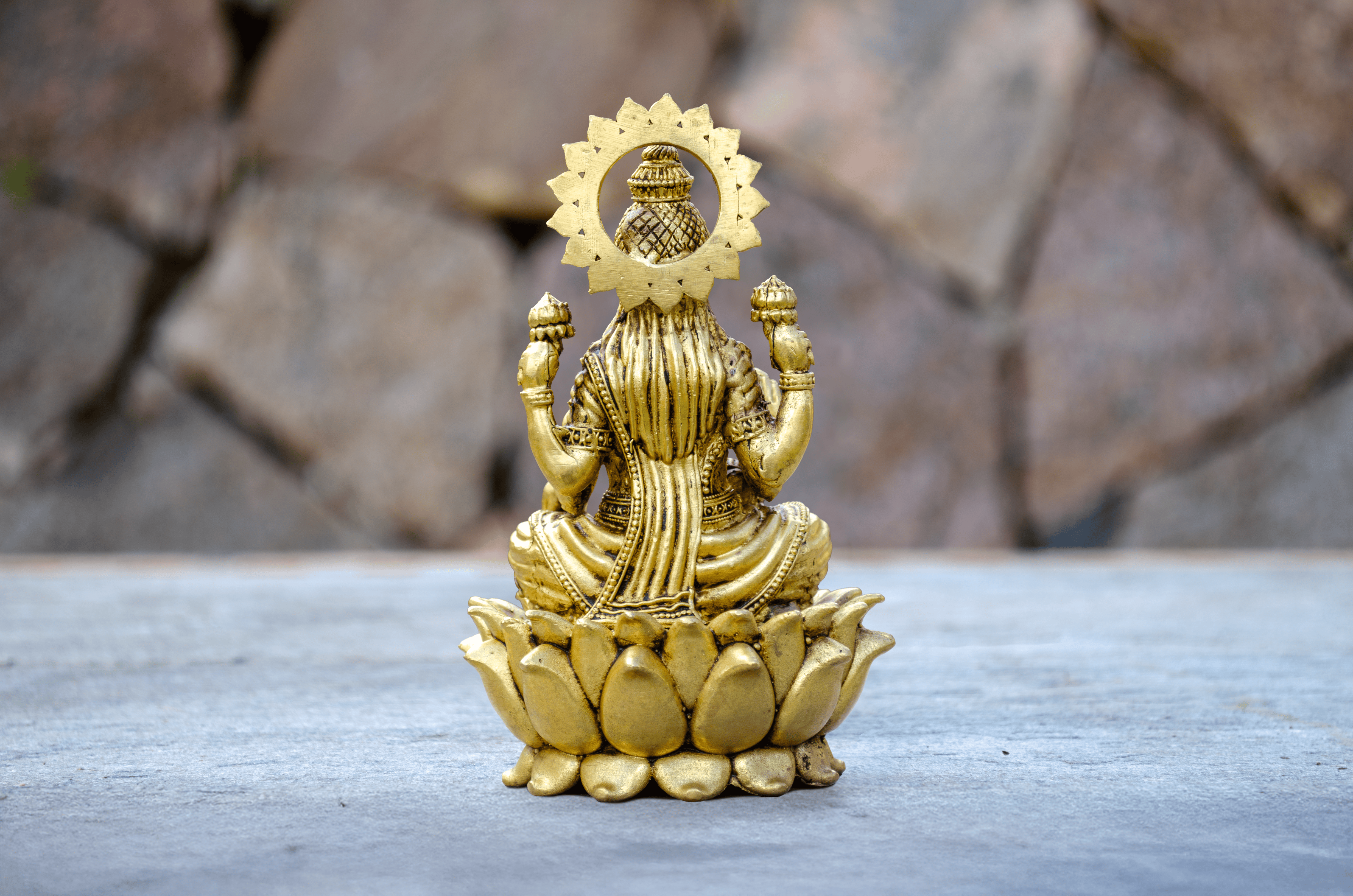 Lakshmi Figur 12 cm - Bagside