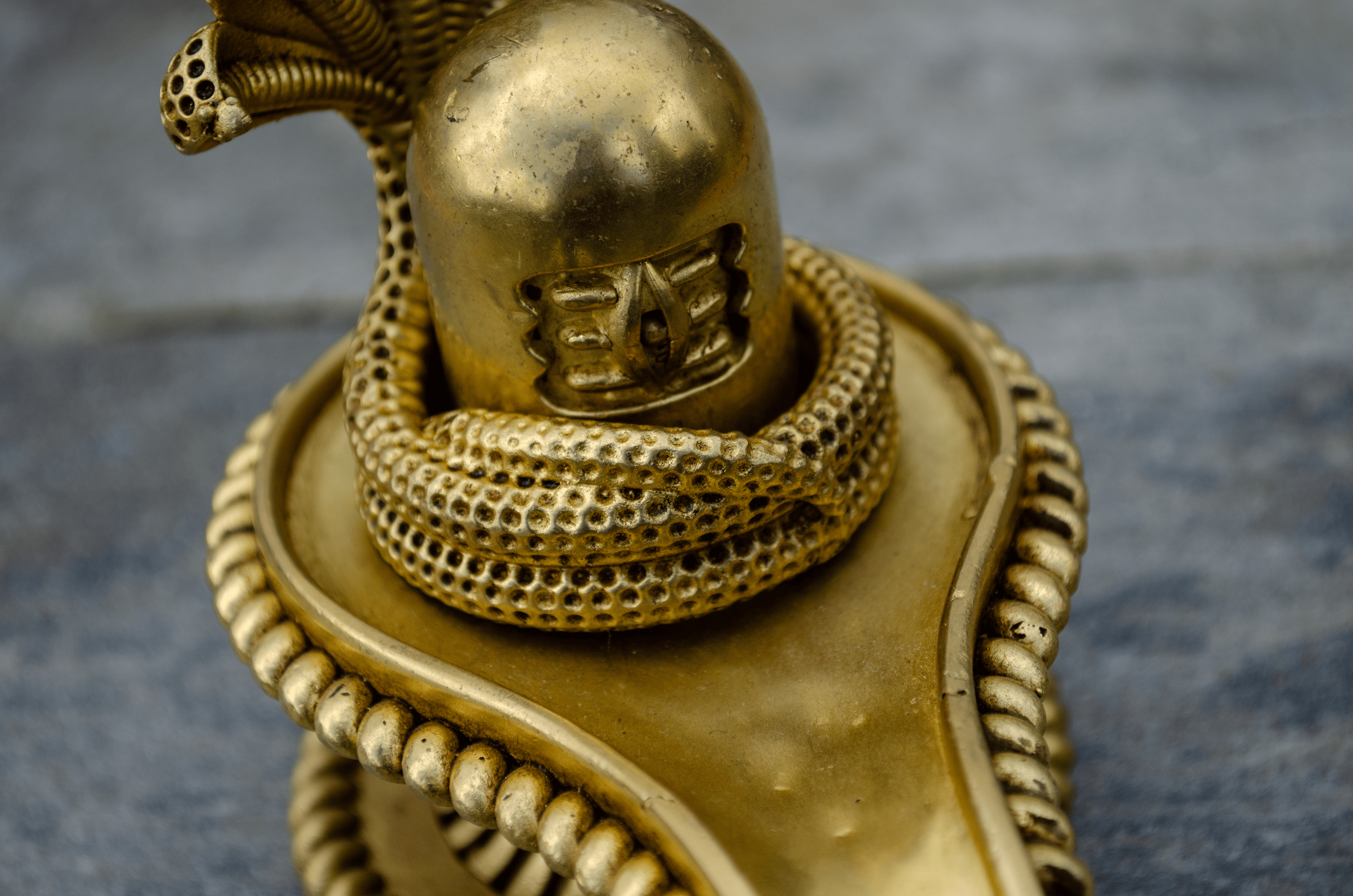 Lingam - Detail