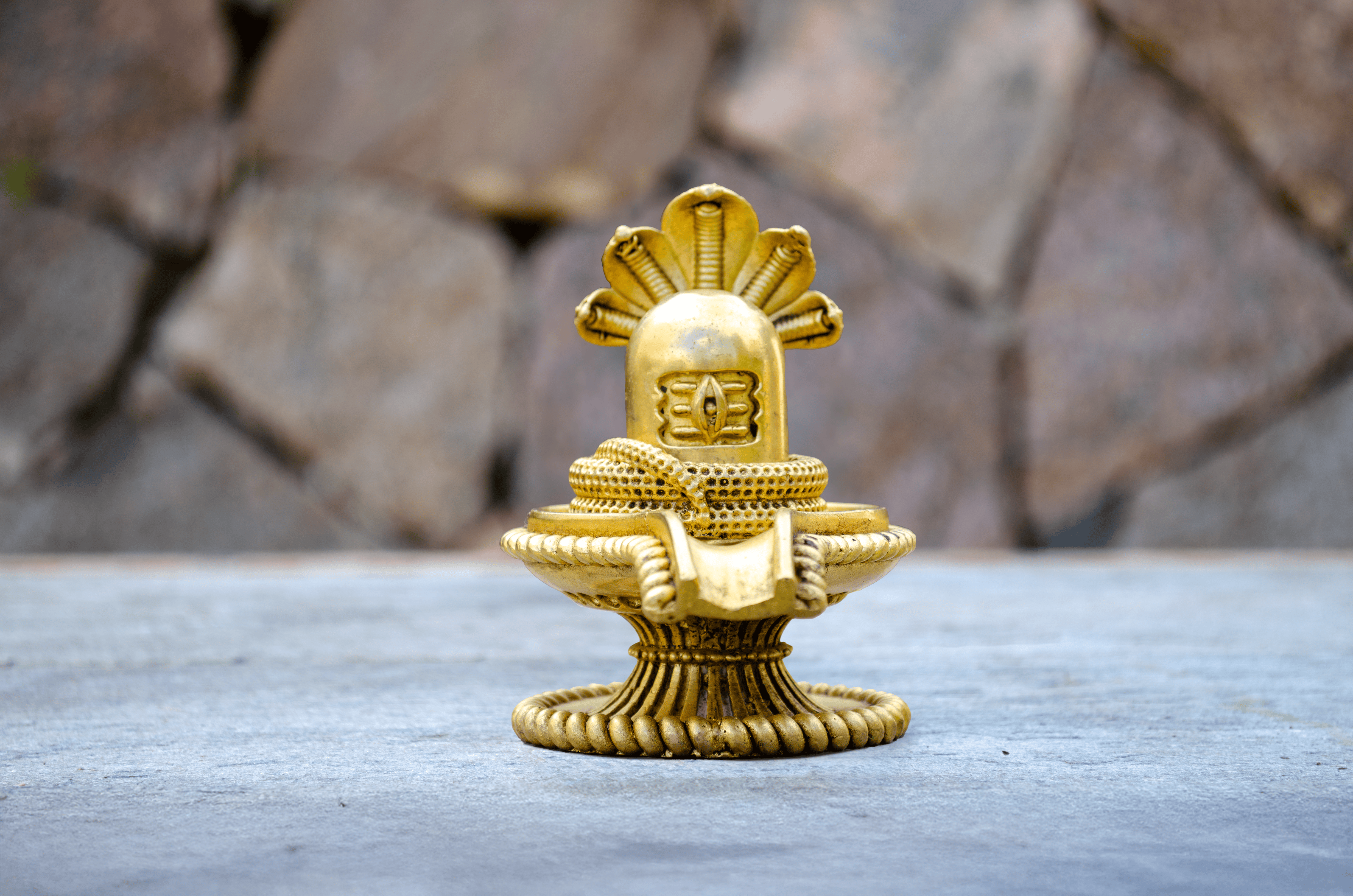 Lingam - Front