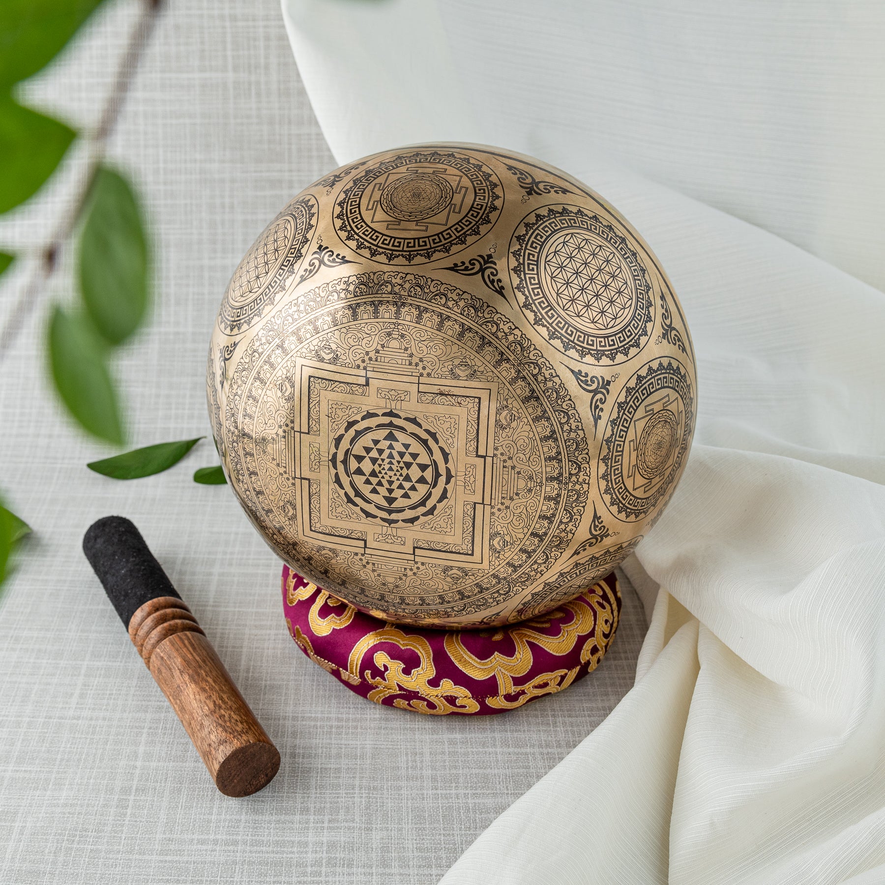 Tara Singing Bowl with cushion and mallet