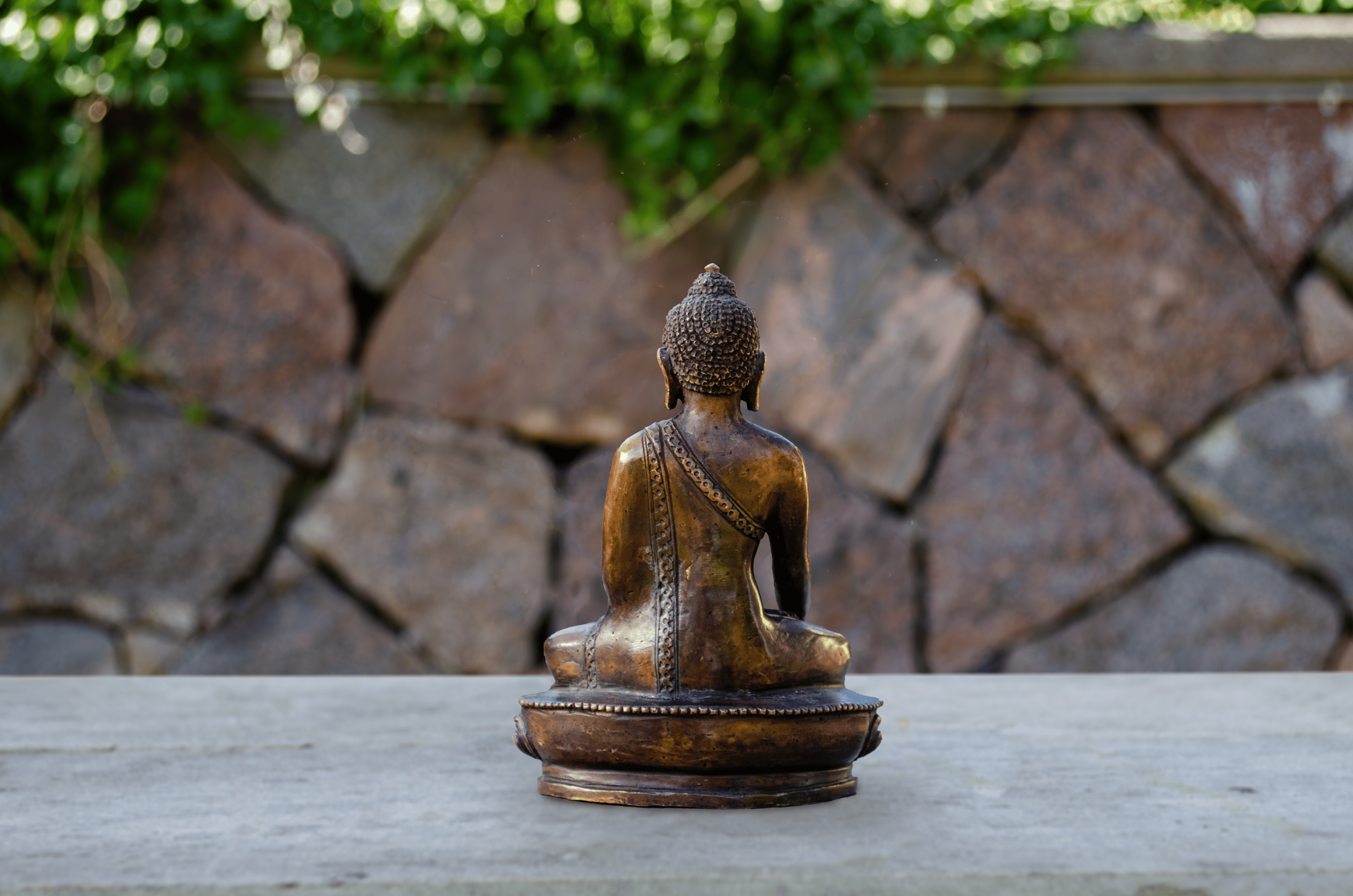 Varada Mudra Buddha Statue (13-14 cm) - Back